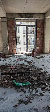 Satılır 2 otaqlı mənzil 74 m²