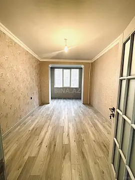 Satılır 4 otaqlı mənzil 100 m²