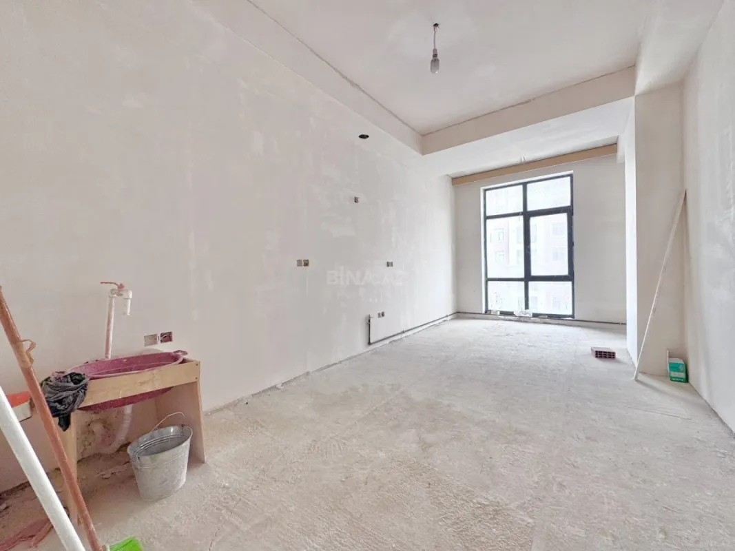 Satılır 3 otaqlı mənzil 126 m²