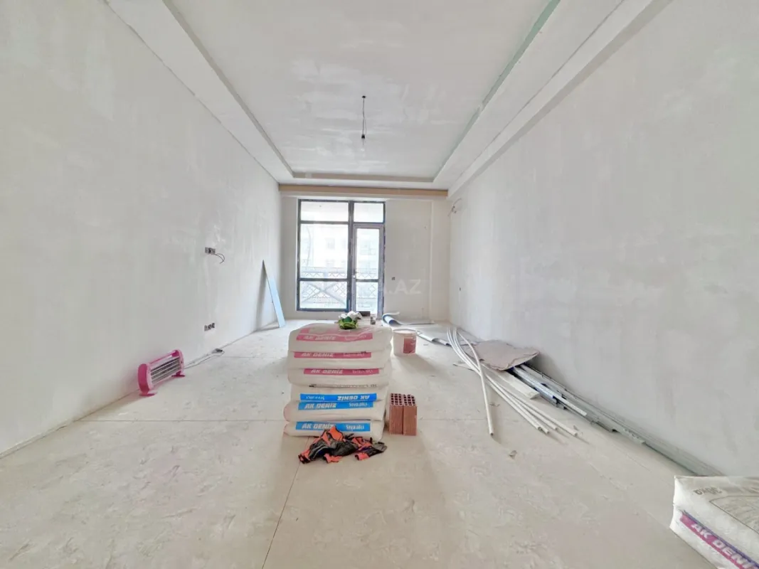 Satılır 3 otaqlı mənzil 126 m²