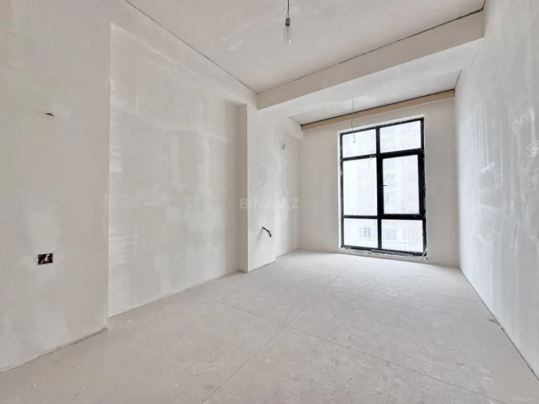 Satılır 3 otaqlı mənzil 126 m²