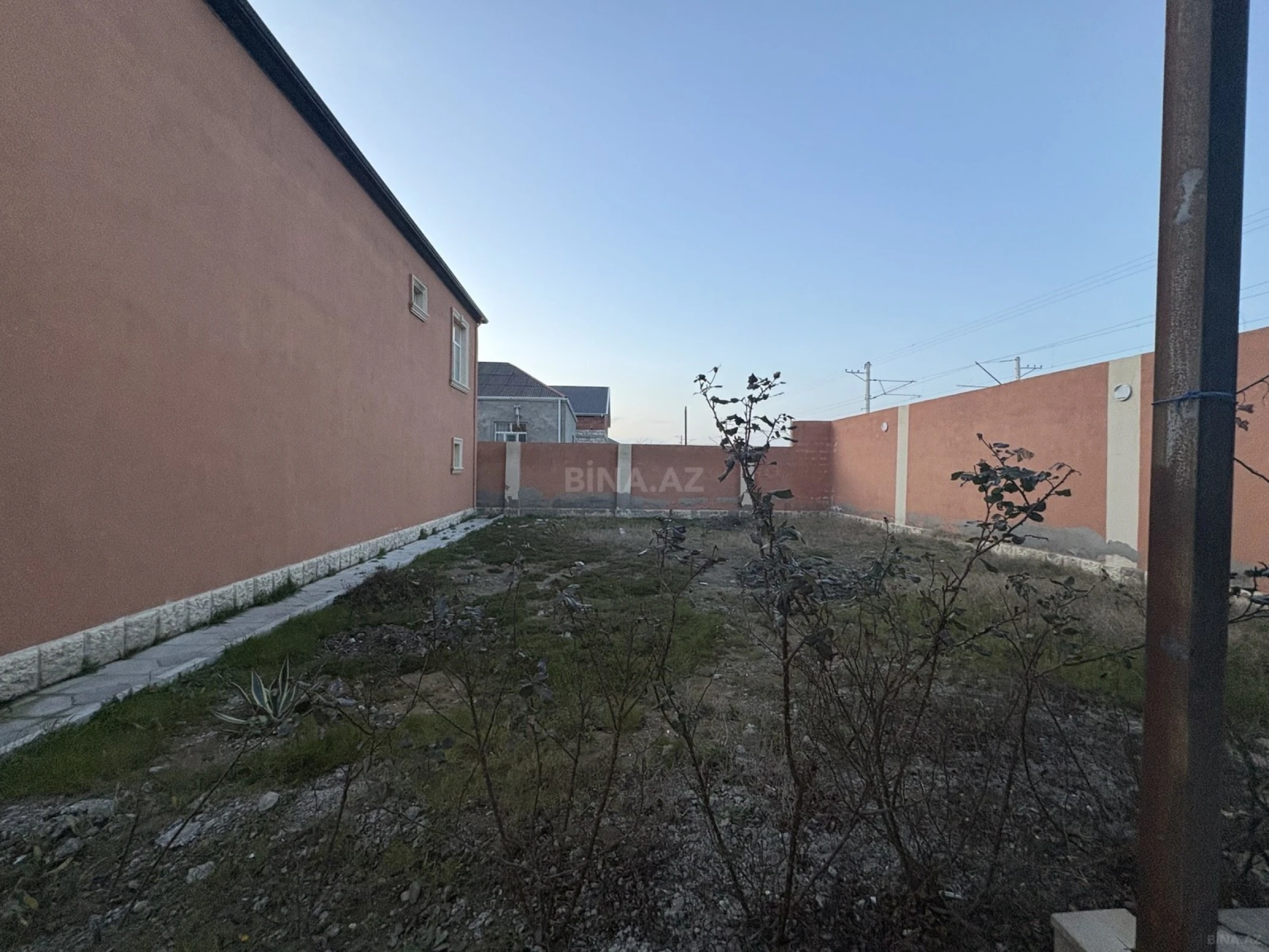 Satılır 4 otaqlı həyət evi 180 m²