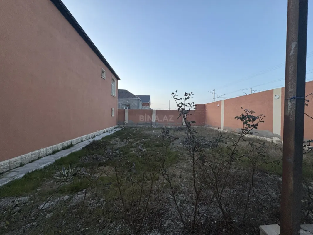 Satılır 4 otaqlı həyət evi 180 m²