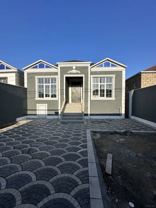 Satılır 4 otaqlı həyət evi 120 m²