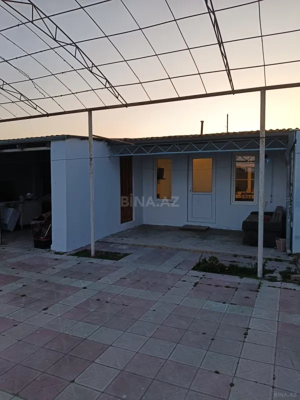 Kirayə verilir 3 otaqlı həyət evi 60 m²