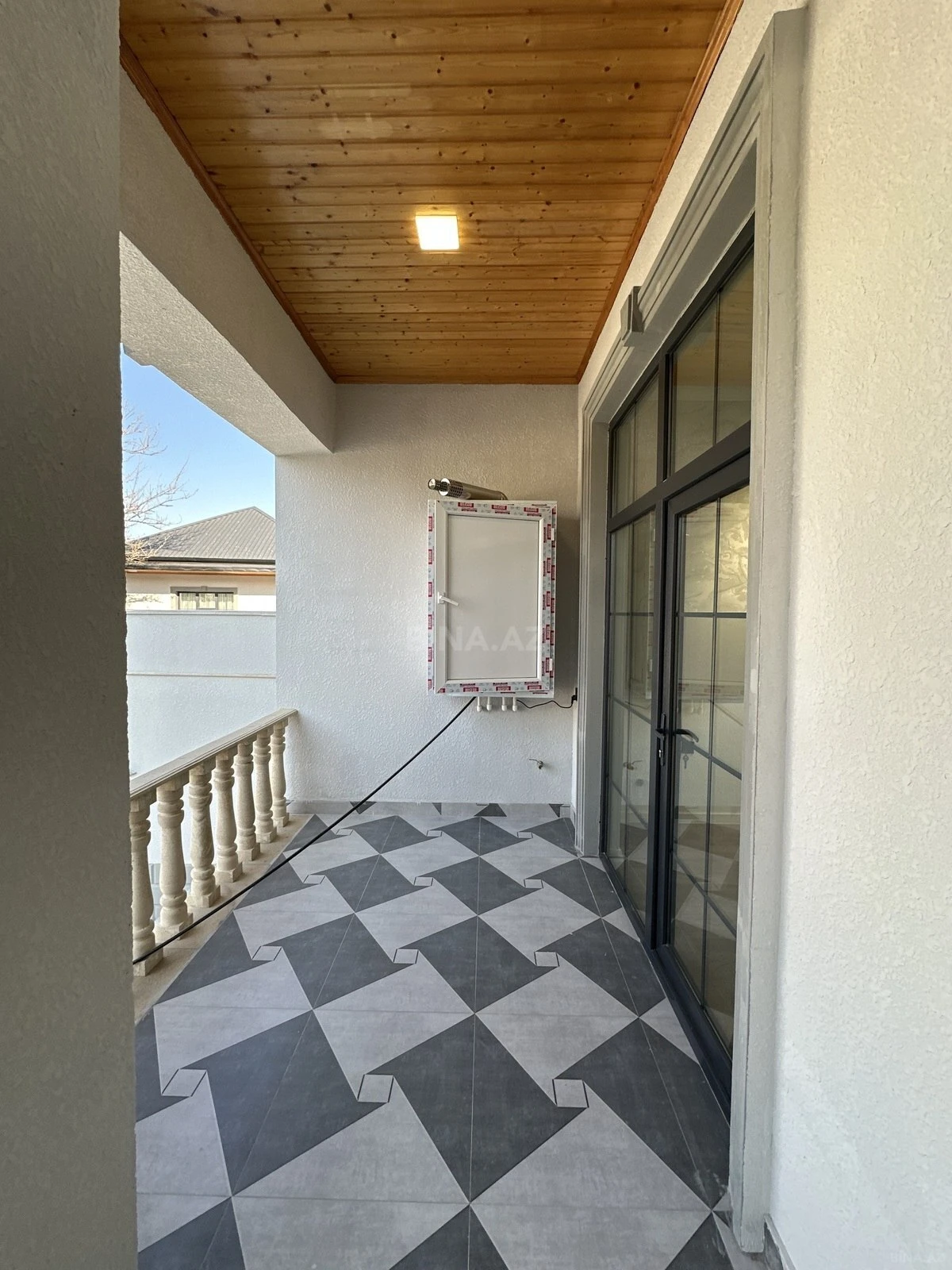 Satılır 4 otaqlı həyət evi 125 m²