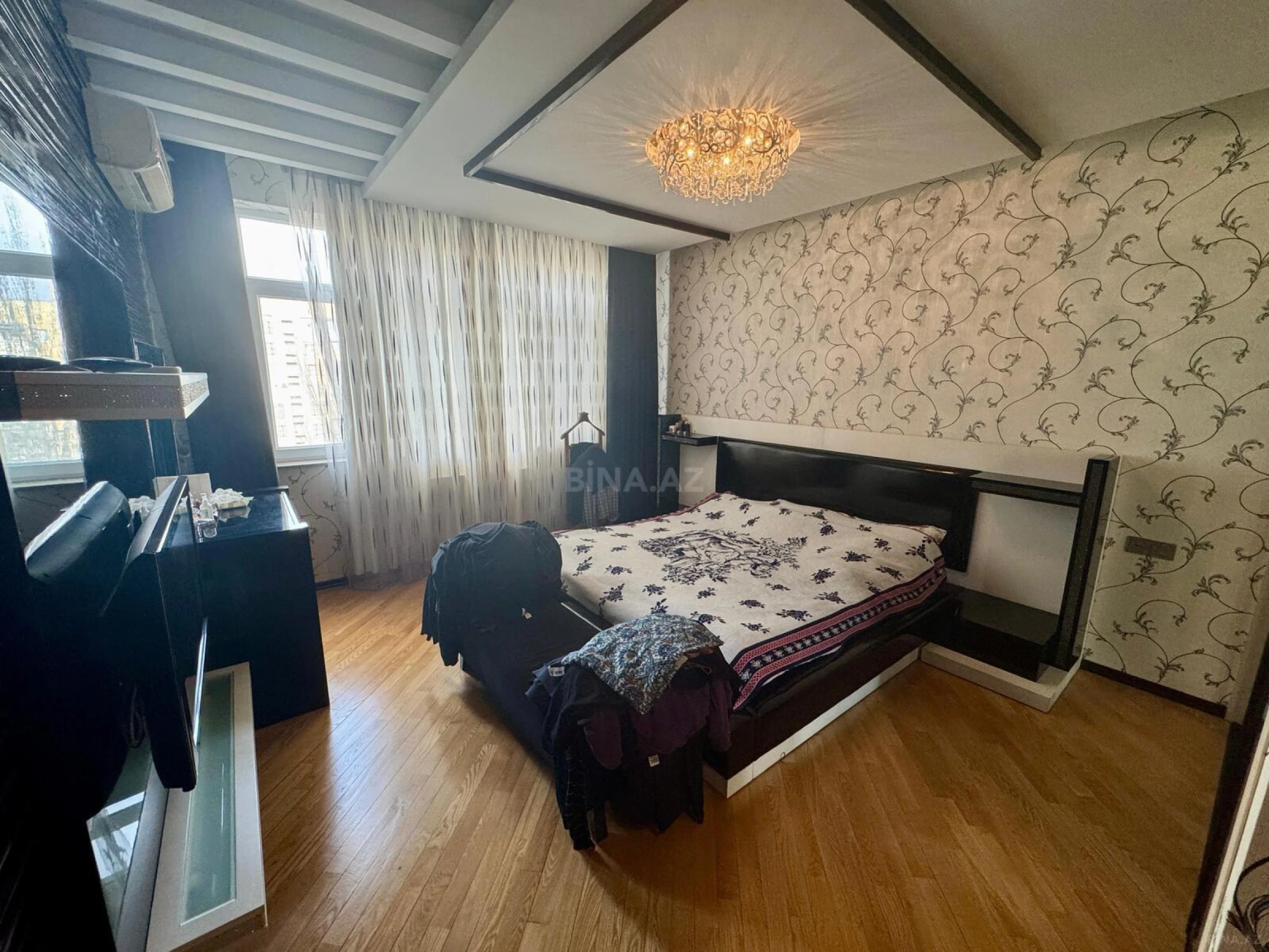 Kirayə verilir 3 otaqlı mənzil 150 m²