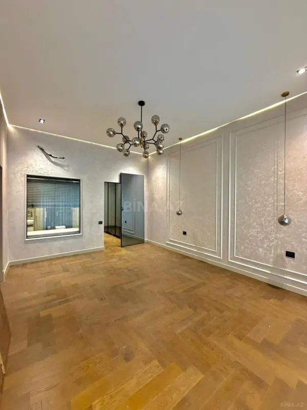 Satılır 5 otaqlı həyət evi 400 m²