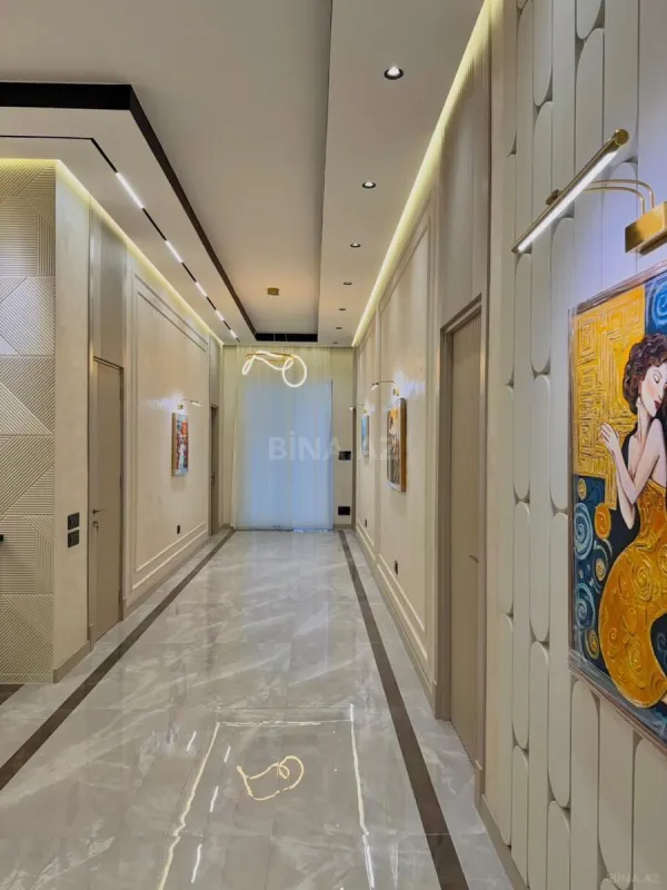 Satılır 5 otaqlı həyət evi 400 m²