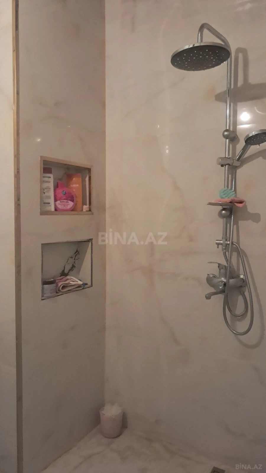 Satılır 4 otaqlı mənzil 90 m²