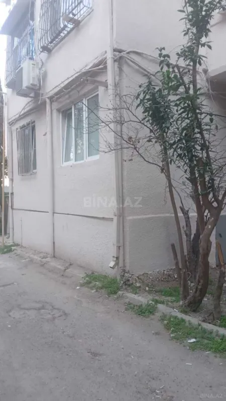 Satılır 4 otaqlı mənzil 90 m²
