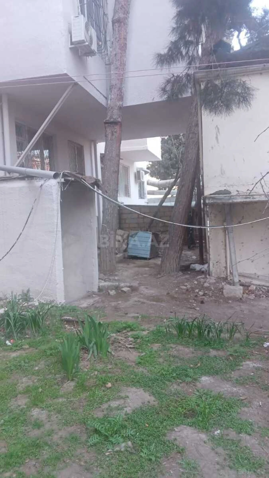 Satılır 4 otaqlı mənzil 90 m²