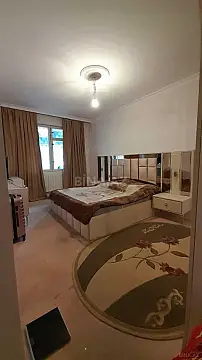 Satılır 4 otaqlı mənzil 90 m²