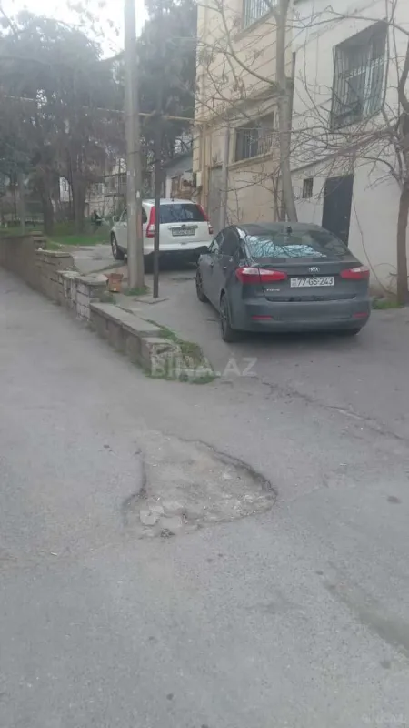 Satılır 4 otaqlı mənzil 90 m²