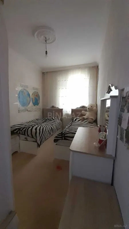 Satılır 4 otaqlı mənzil 90 m²