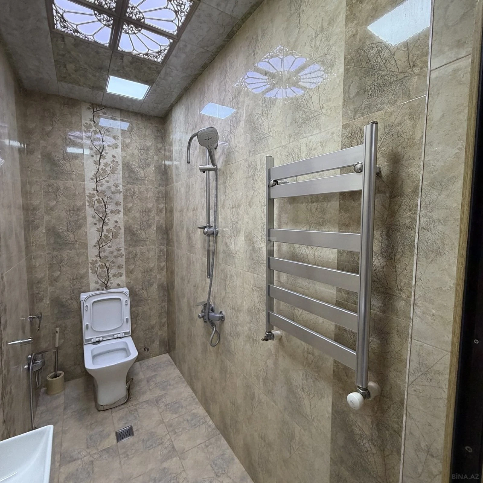 Satılır 2 otaqlı mənzil 60 m²