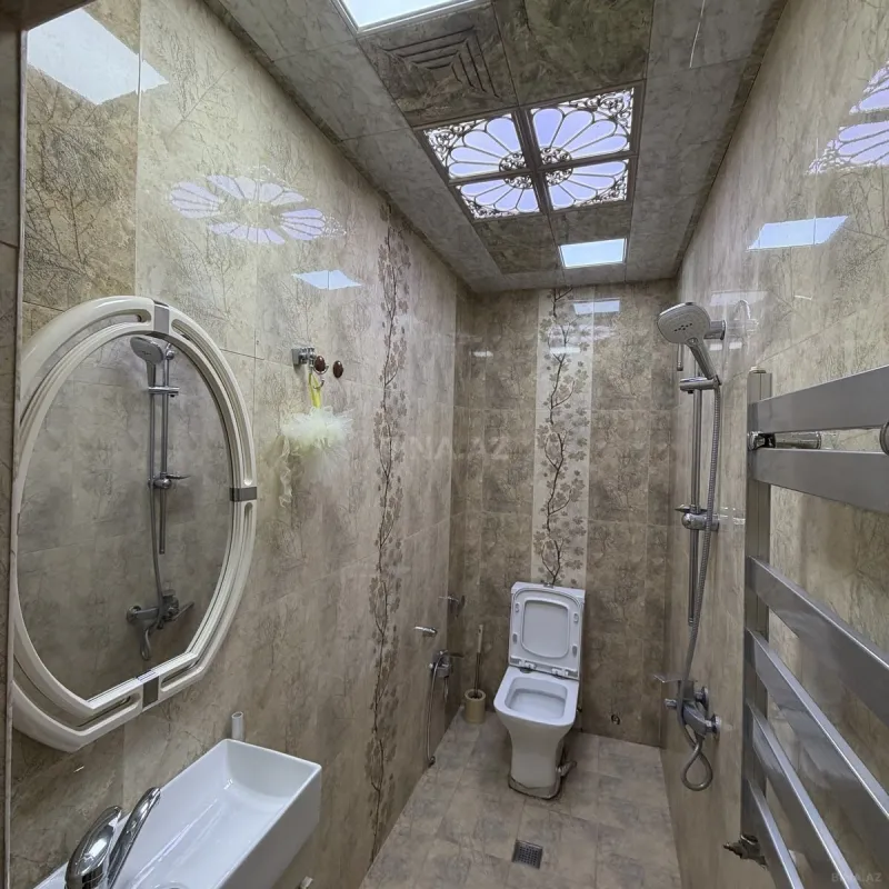 Satılır 2 otaqlı mənzil 60 m²