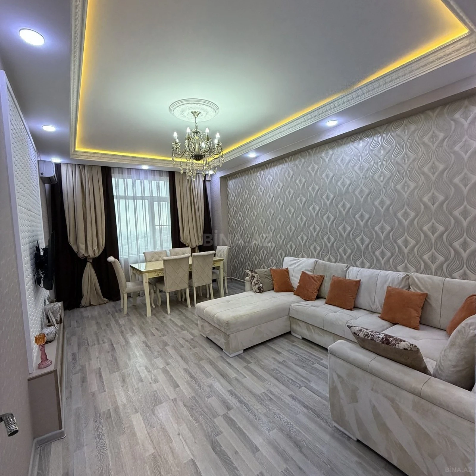 Satılır 2 otaqlı mənzil 60 m²