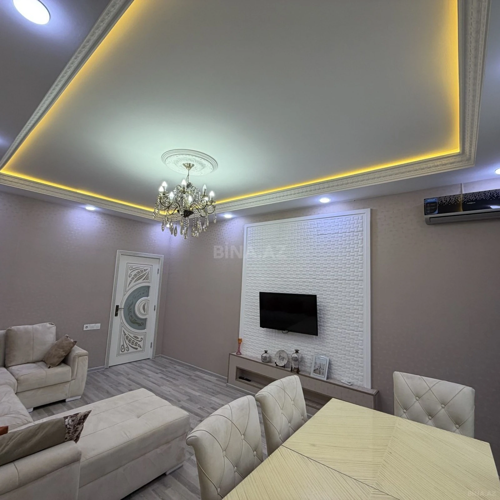 Satılır 2 otaqlı mənzil 60 m²