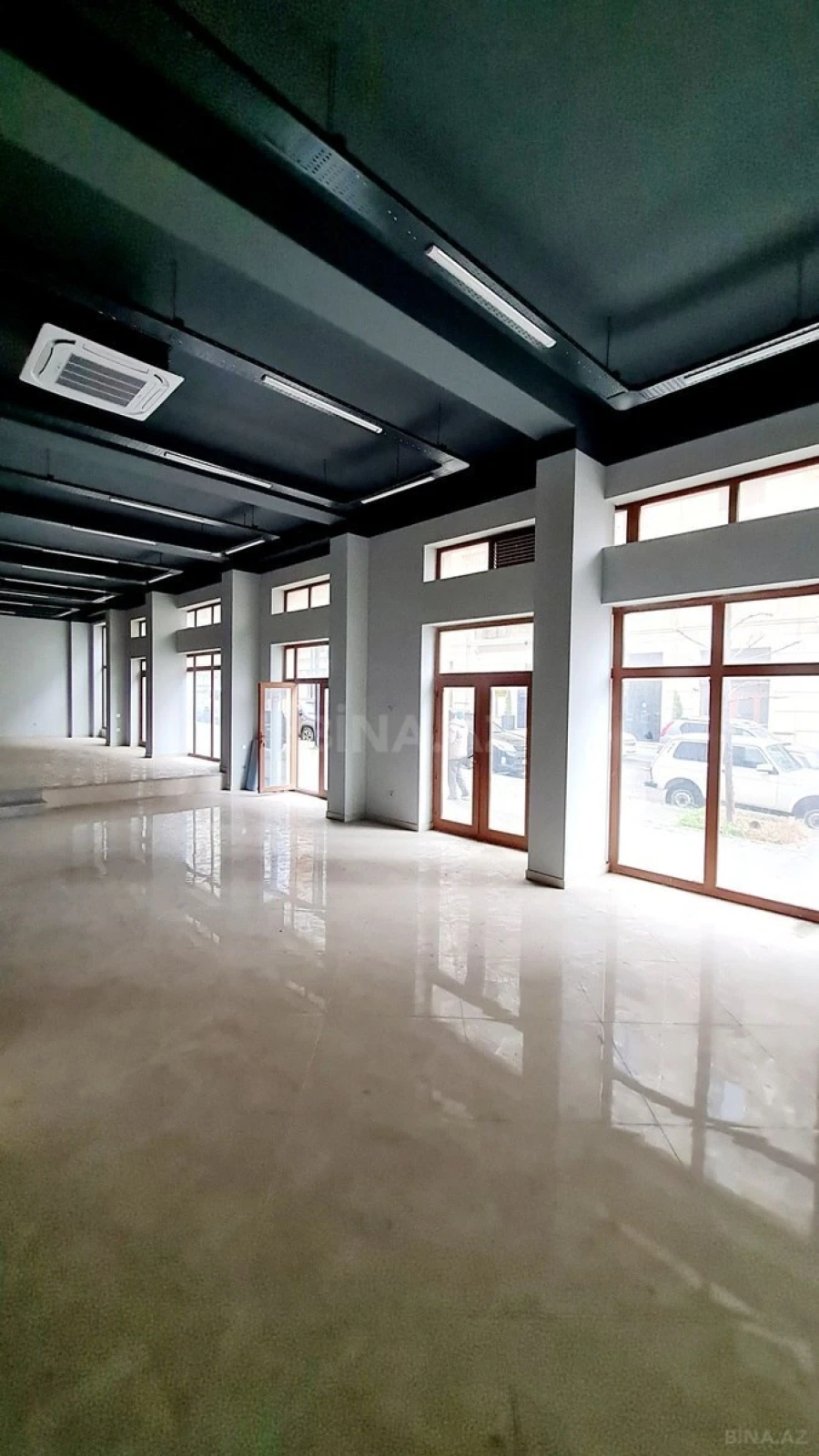 Kirayə verilir obyekt 476 m²