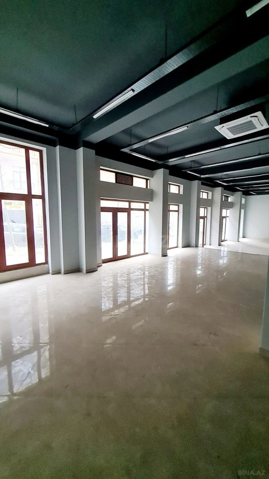 Kirayə verilir obyekt 476 m²