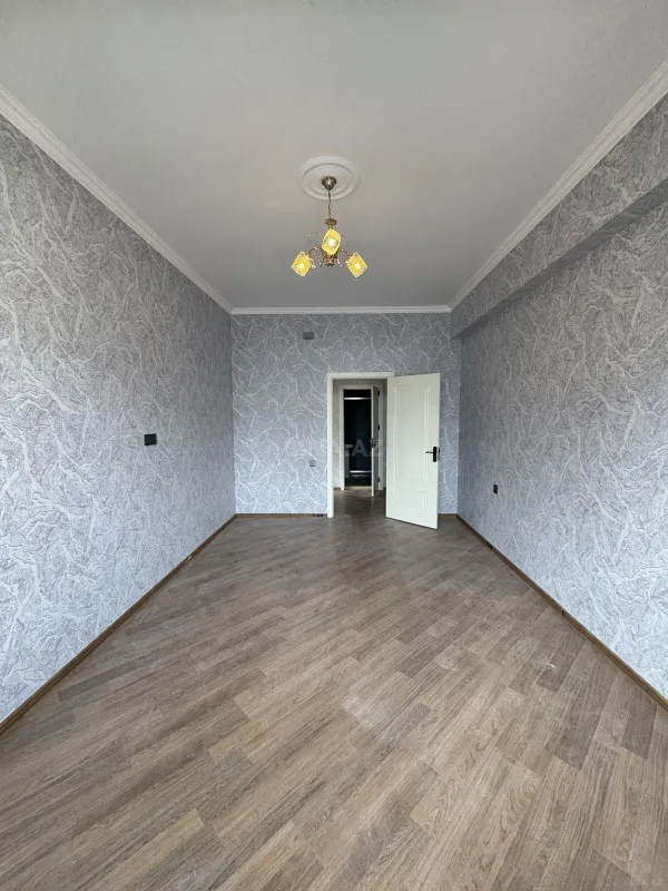 Kirayə verilir 3 otaqlı mənzil 115 m²