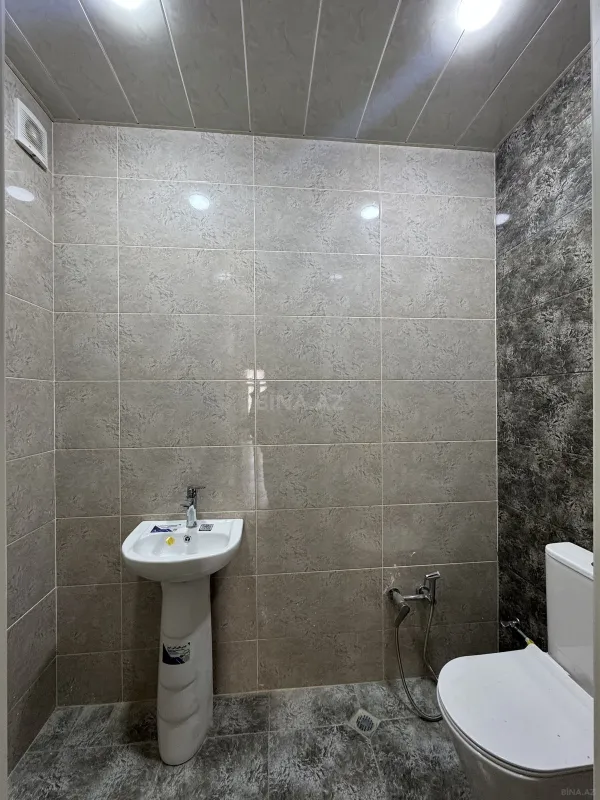 Kirayə verilir 3 otaqlı mənzil 115 m²