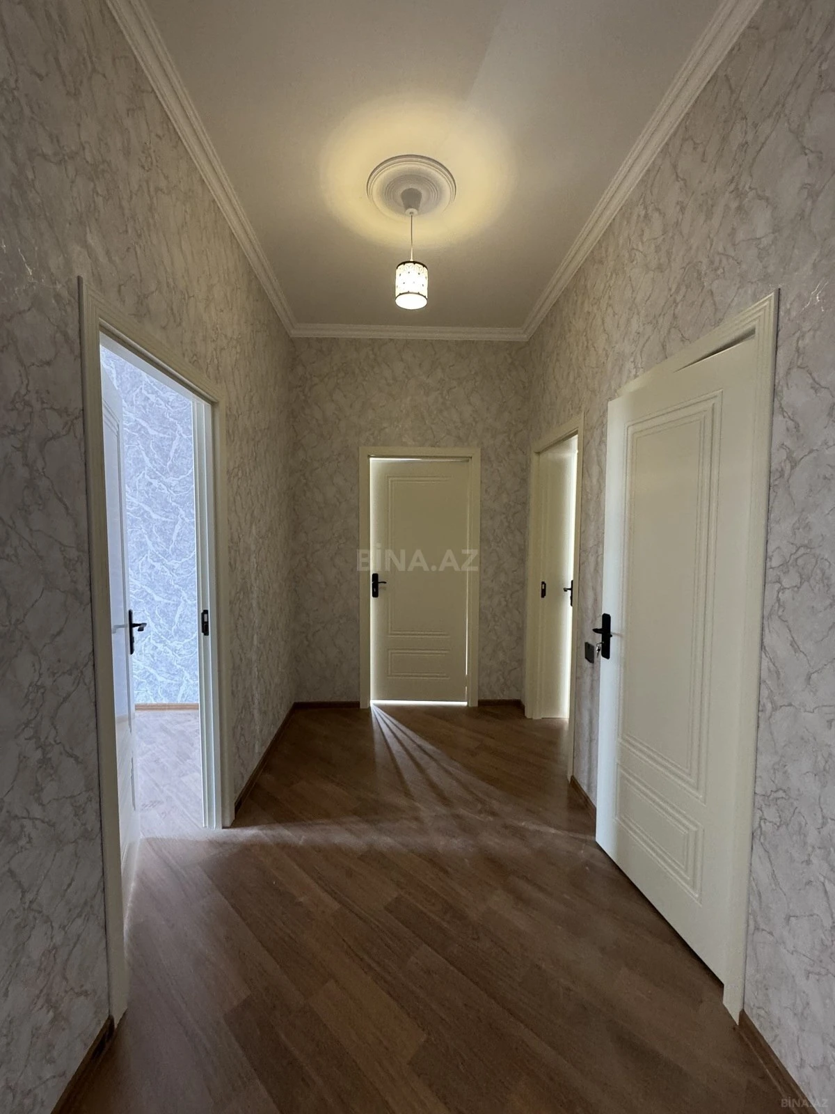 Kirayə verilir 3 otaqlı mənzil 115 m²