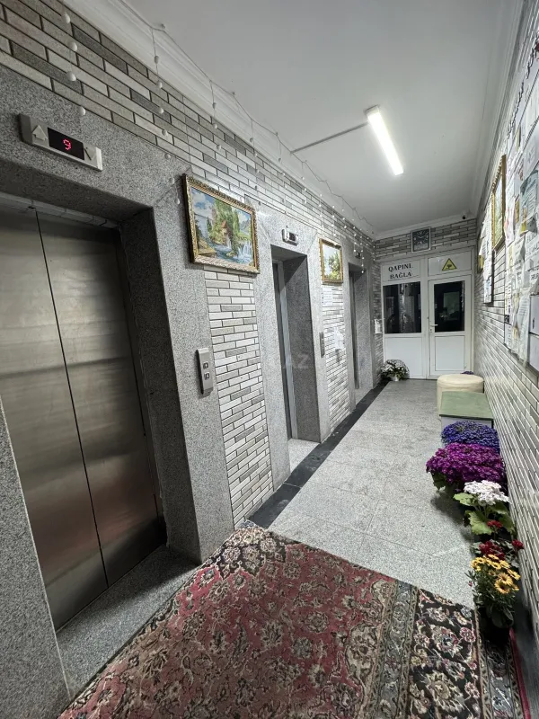 Satılır 2 otaqlı mənzil 52 m²