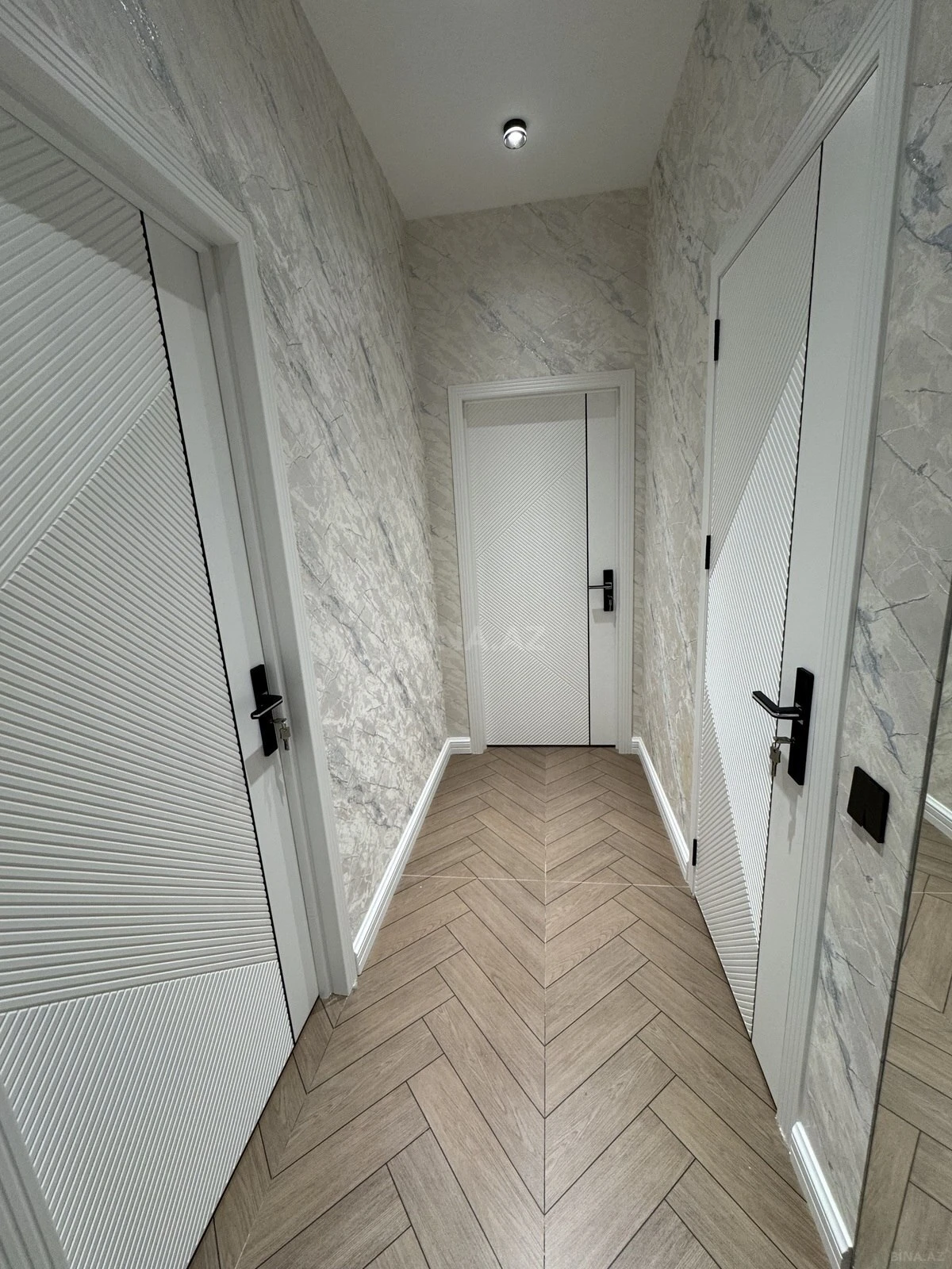 Satılır 2 otaqlı mənzil 52 m²