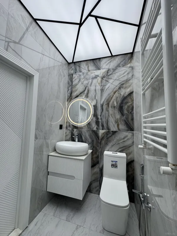 Satılır 2 otaqlı mənzil 52 m²