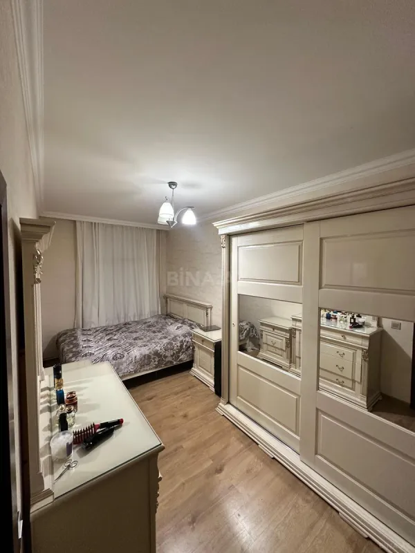 Satılır 2 otaqlı mənzil 42 m²