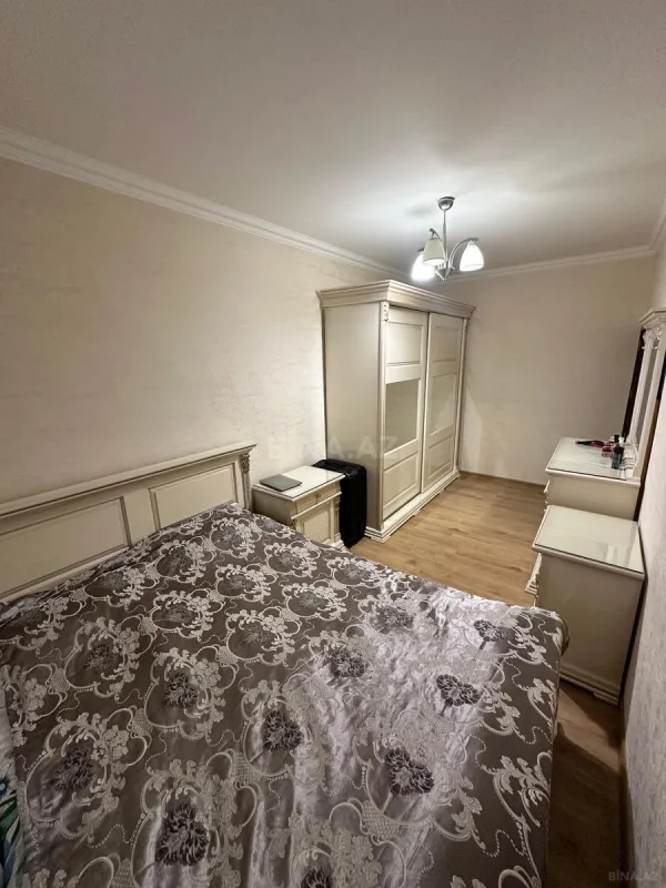 Satılır 2 otaqlı mənzil 42 m²