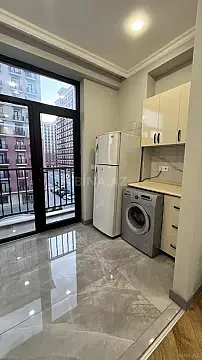 Kirayə verilir 2 otaqlı mənzil 67 m²