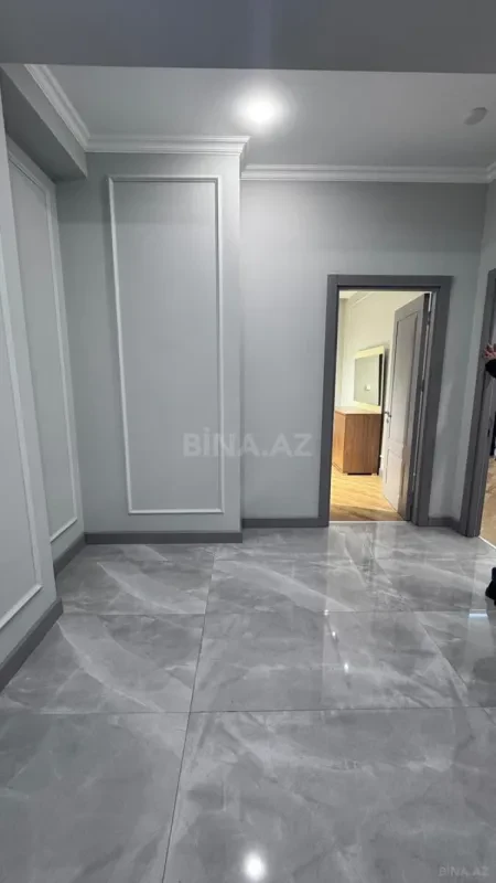 Kirayə verilir 2 otaqlı mənzil 67 m²