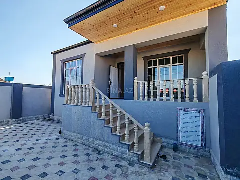 Satılır 3 otaqlı həyət evi 105 m² — Bakı 3 otaq 105.00 m²