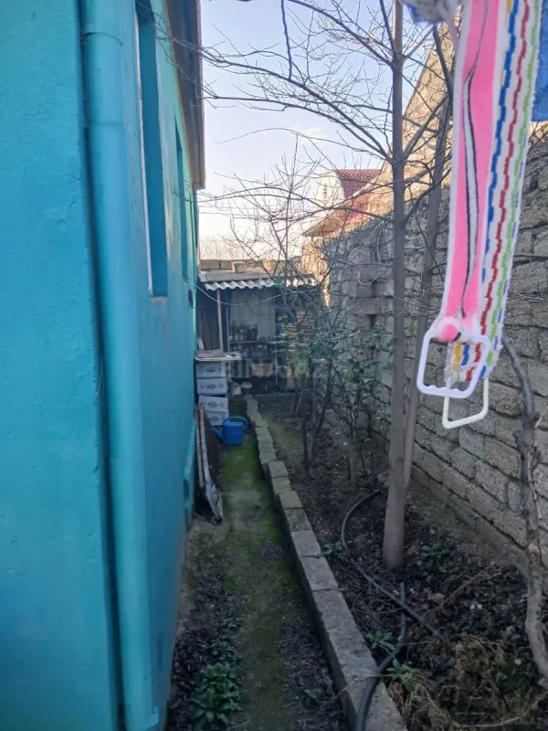 Satılır 4 otaqlı həyət evi 100 m²