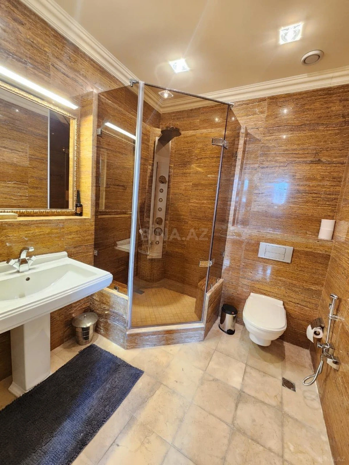 Kirayə verilir 3 otaqlı mənzil 220 m²