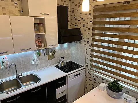 Satılır 2 otaqlı mənzil 46 m²