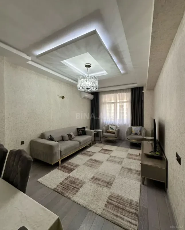 Satılır 3 otaqlı mənzil 98 m²