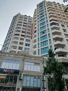 Satılır 3 otaqlı mənzil 137 m² — Bakı, Nərimanov 3 otaq 137.00 m²