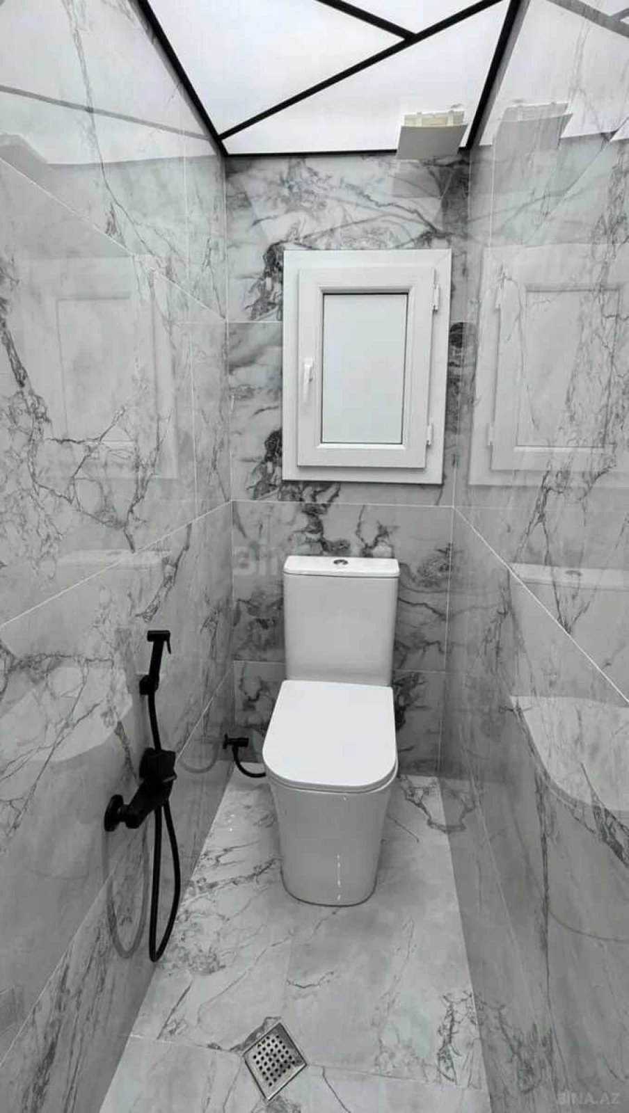 Satılır 2 otaqlı mənzil 55 m²