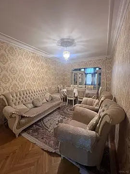 Satılır 4 otaqlı mənzil 110 m²