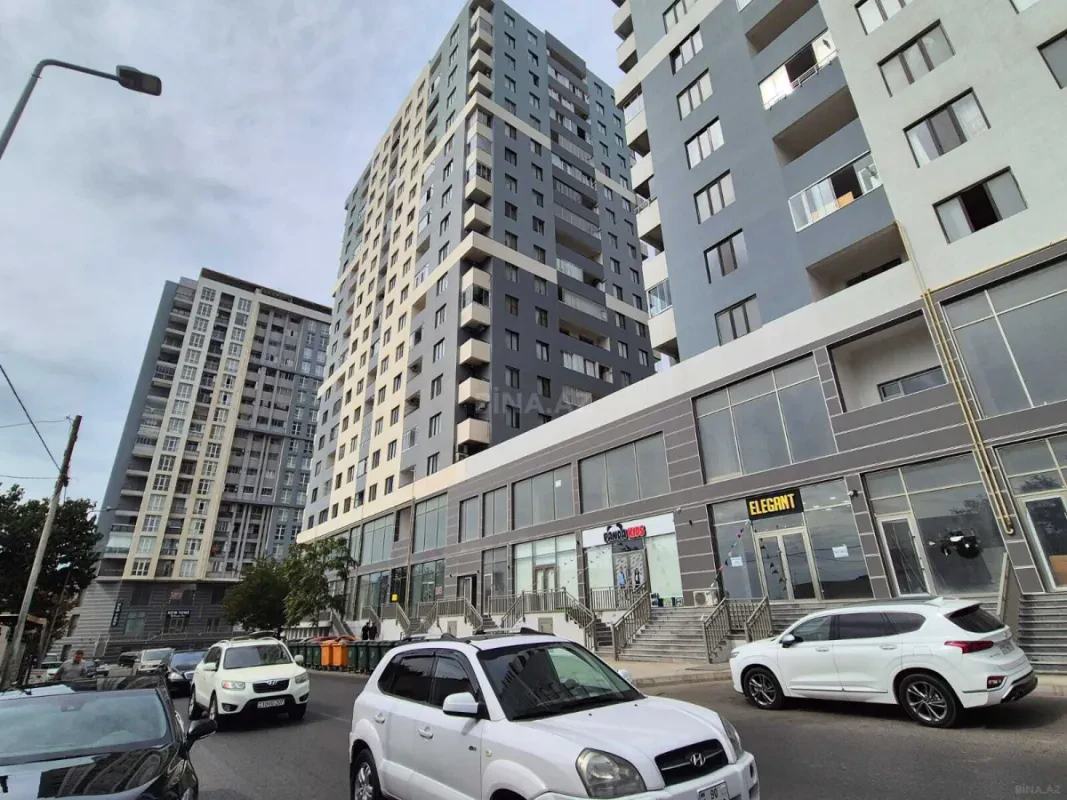Satılır obyekt 361 m²