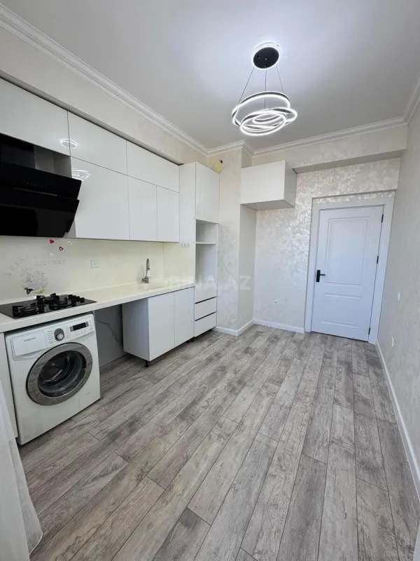 Satılır 2 otaqlı mənzil 72 m²