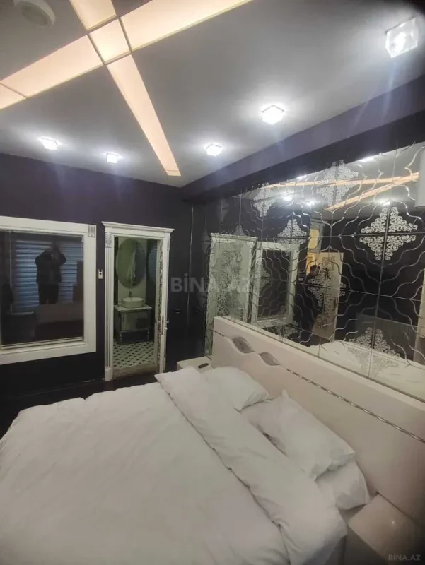 Kirayə verilir 5 otaqlı mənzil 350 m²