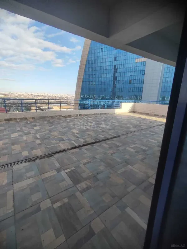 Kirayə verilir 5 otaqlı mənzil 350 m²