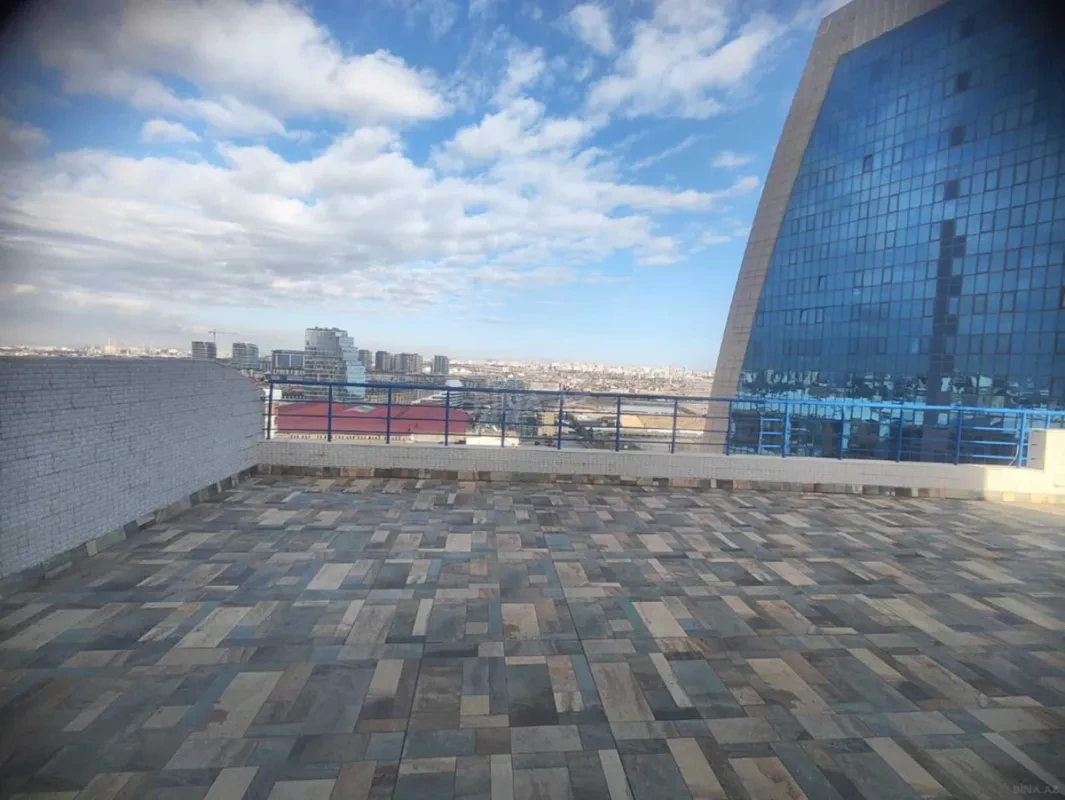 Kirayə verilir 5 otaqlı mənzil 350 m²