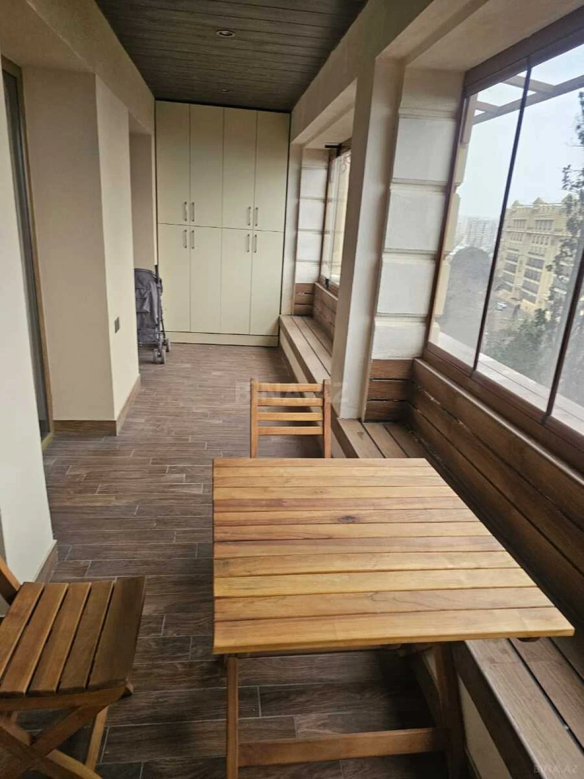 Kirayə verilir 2 otaqlı mənzil 90 m²