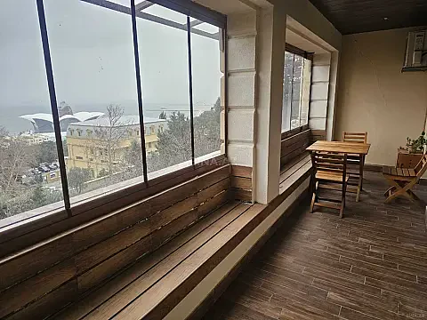 Kirayə verilir 2 otaqlı mənzil 90 m²